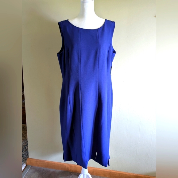 Kasper Dresses & Skirts - Elegant Kasper Blue Sleeveless Dress